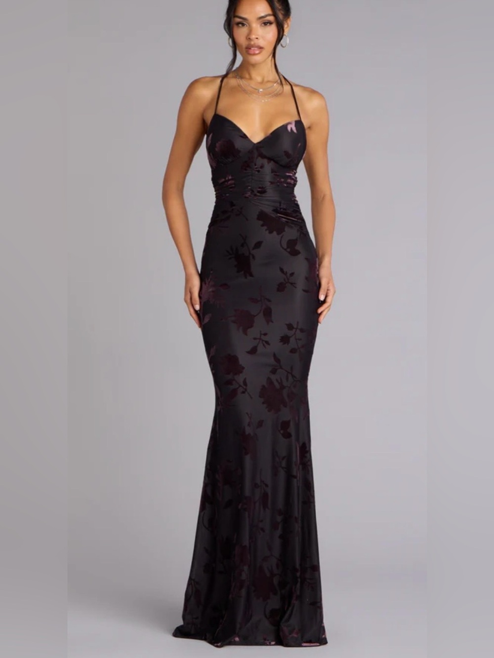Windsor Danica Lace-Up Mermaid Formal Dress In Burgundy.